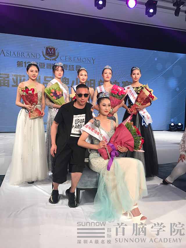 首腦學(xué)院精彩詮釋美麗事業(yè) 第12屆亞洲品牌小姐總決賽完美落幕！
