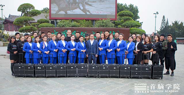 不輸維密！首腦學(xué)院助力第29屆世界模特小姐大賽，讓交流更魅力！