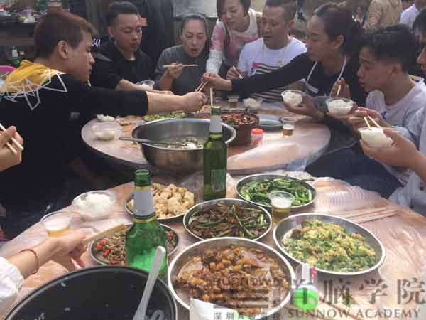 首腦學(xué)院歲末登高活動(dòng)