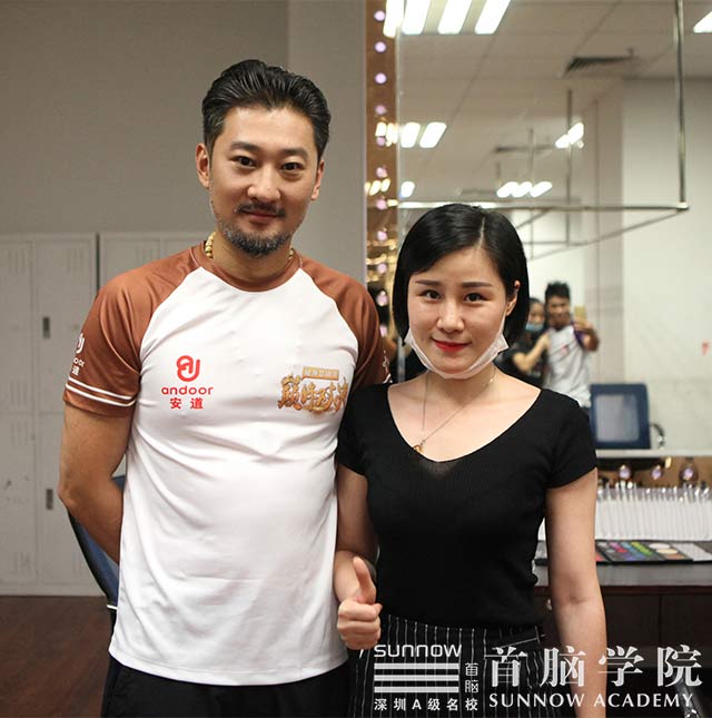 巔峰對決群星嘉年華，首腦學(xué)院進軍綜藝節(jié)目！