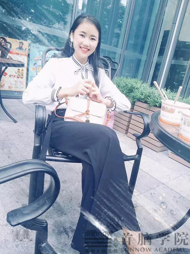 化妝學校