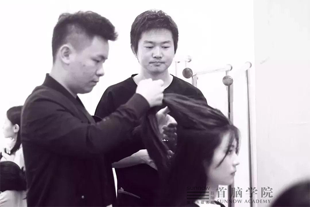 深圳時(shí)裝周