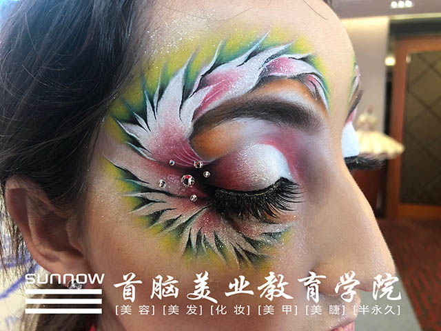 化妝學(xué)?；瘖y作品圖