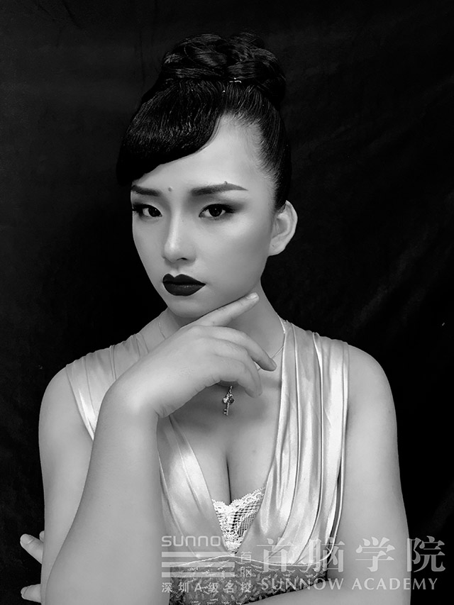 個(gè)人化妝