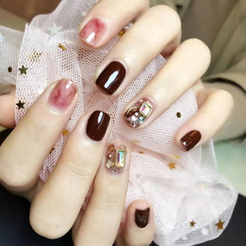 深圳美甲培訓(xùn)學(xué)校學(xué)費是多少