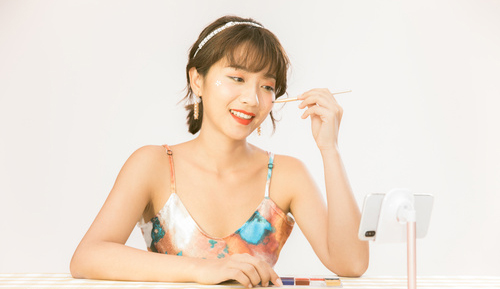 深圳化妝培訓學校學費多少錢