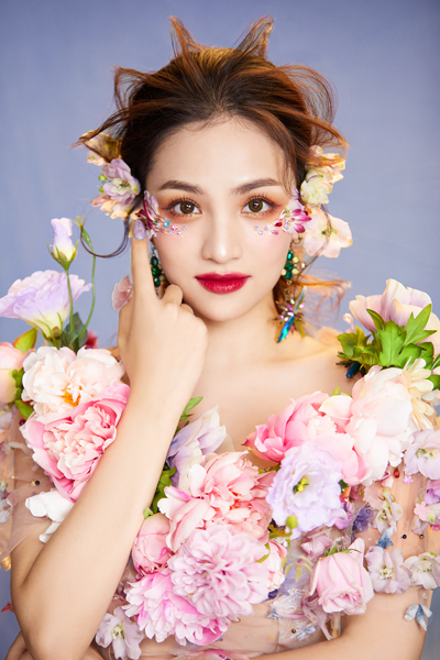 正規(guī)化妝學(xué)校的學(xué)費(fèi)是多少