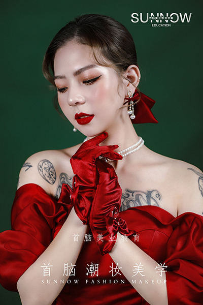 化妝培訓(xùn)學(xué)校