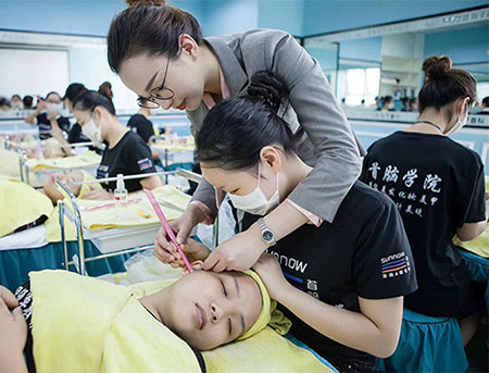 全國最好的美容美發(fā)培訓學校