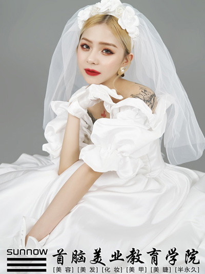 對化妝學(xué)校不了解怎么選擇化妝培訓(xùn)學(xué)校 化妝培訓(xùn)學(xué)校